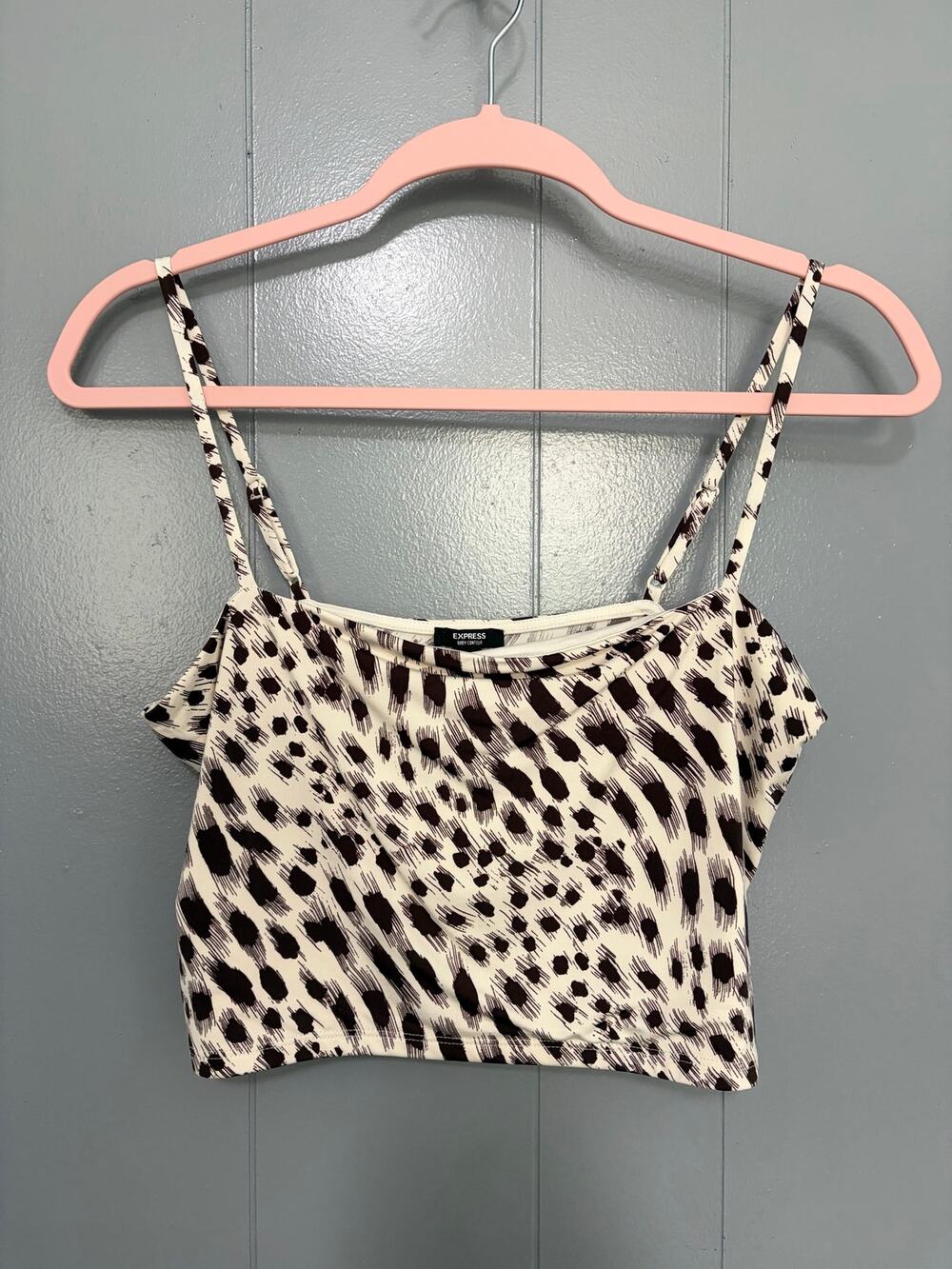 Express Cream Leopard Print Body Contour Classic Chic Camisole Crop Top M